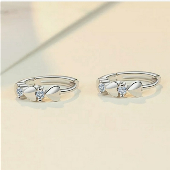 New Fashion Heart Huggie Hoop Earrings Studs - Picture 4 of 10